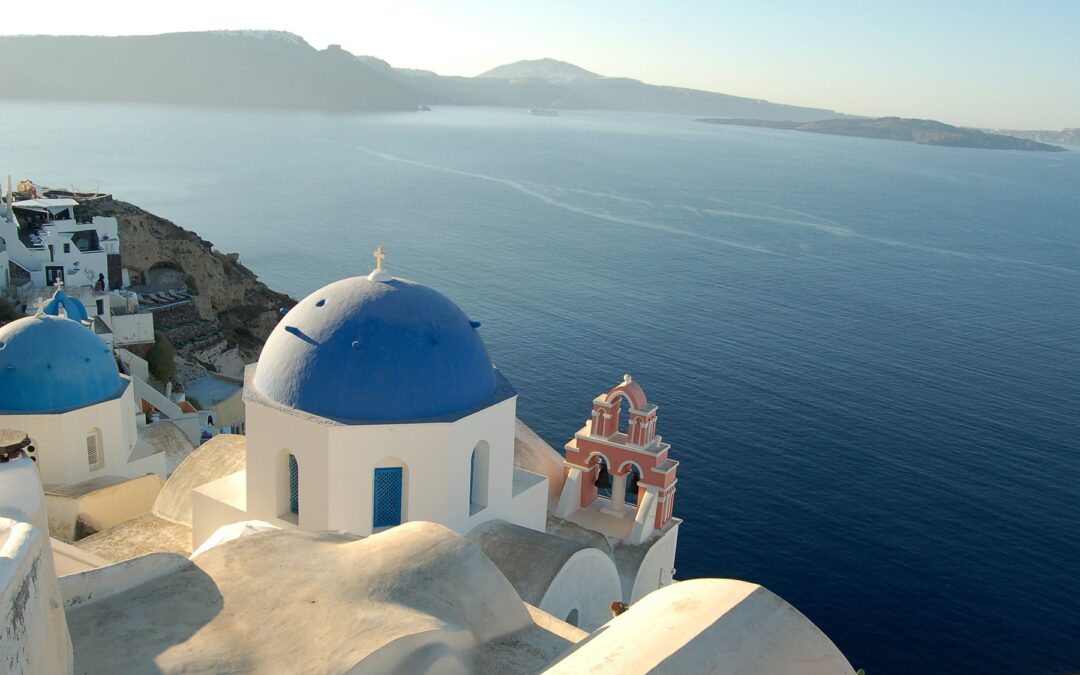 Greece opens for superyacht charters!