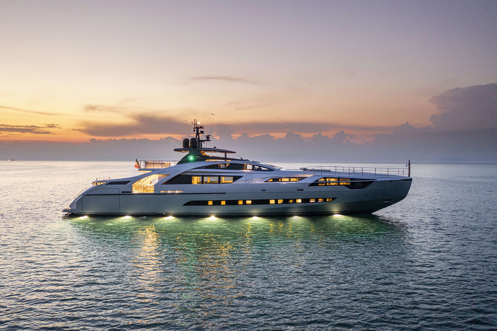 140 yacht for sale