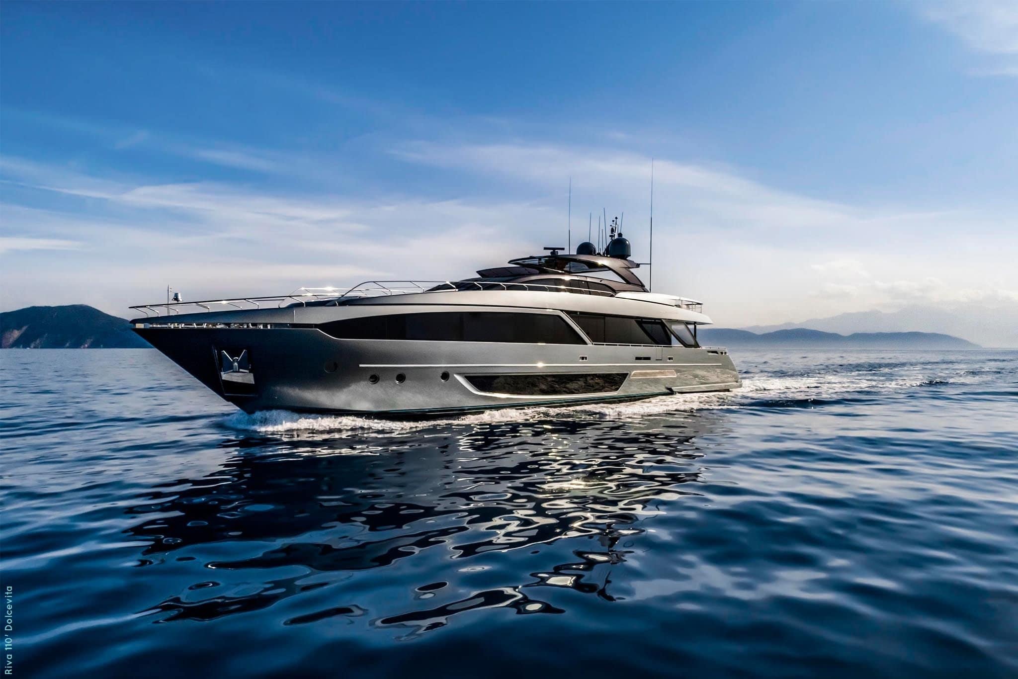 Riva 110 Dolcevita Yacht for Sale