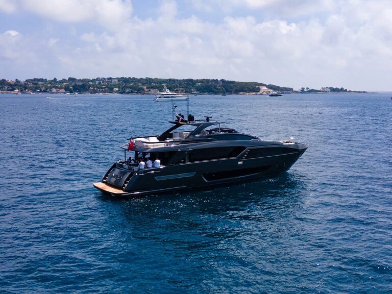 Riva 90 Argo Yachts for sale