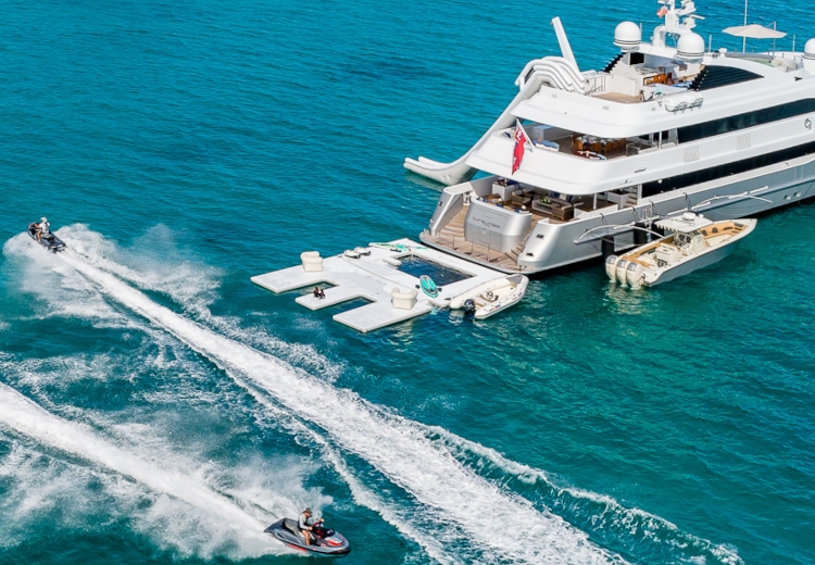 HOW TO CHARTER A YACHT