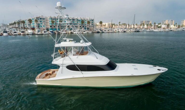 Hatteras 65 for Sale