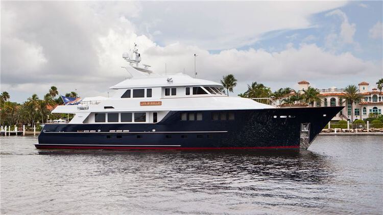 LOOSE ENDS Yacht Sold