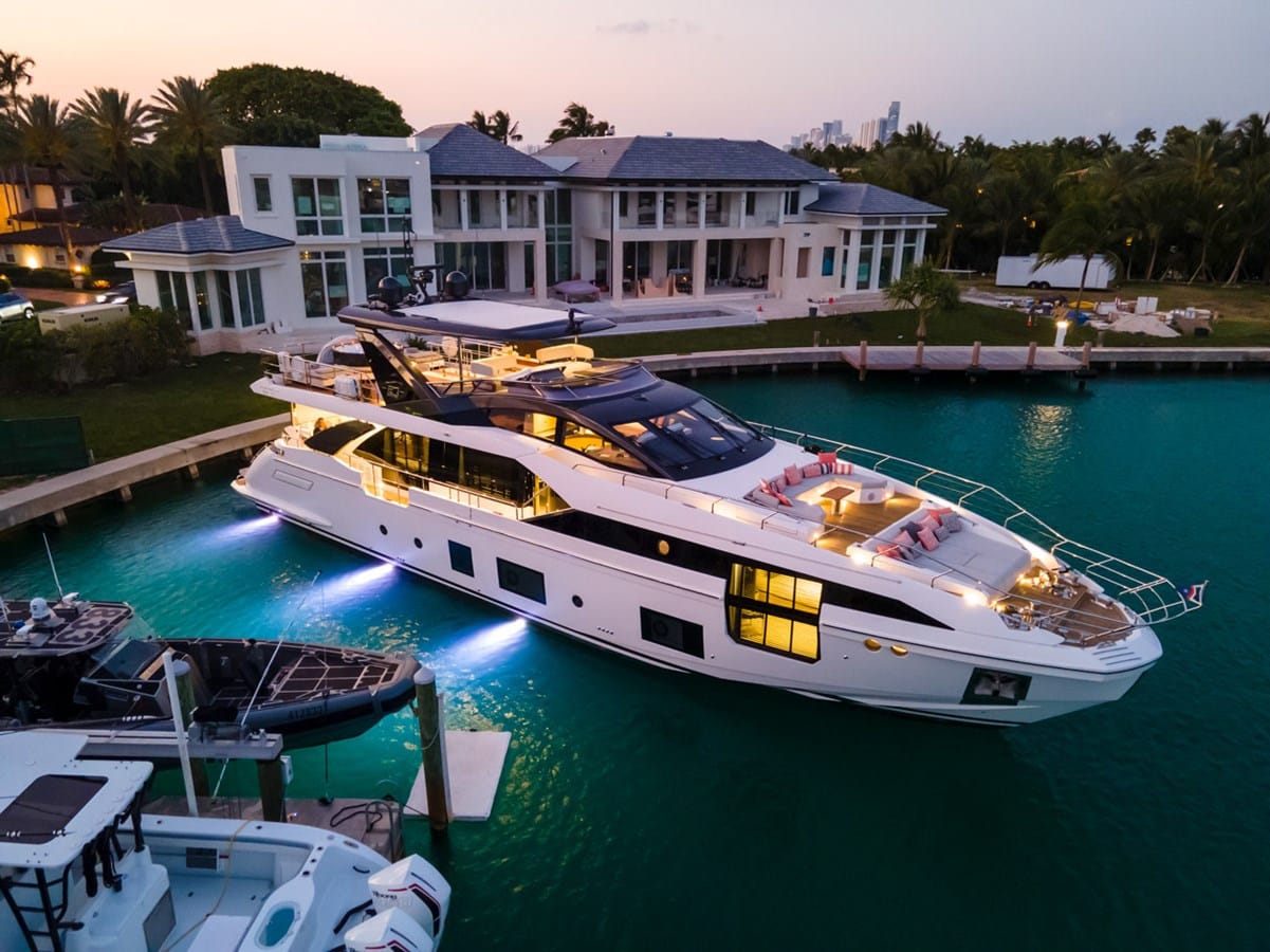 azimut yachts 27 metri for sale