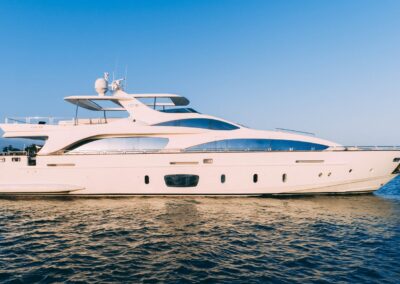 Used Azimut 105 for Sale
