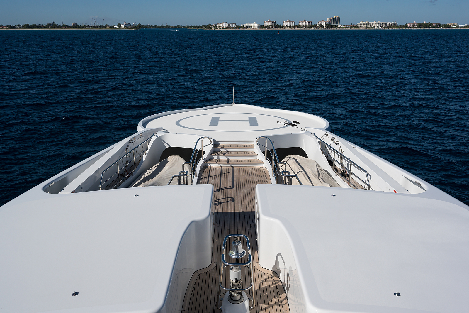 Mediterranean yacht Charter