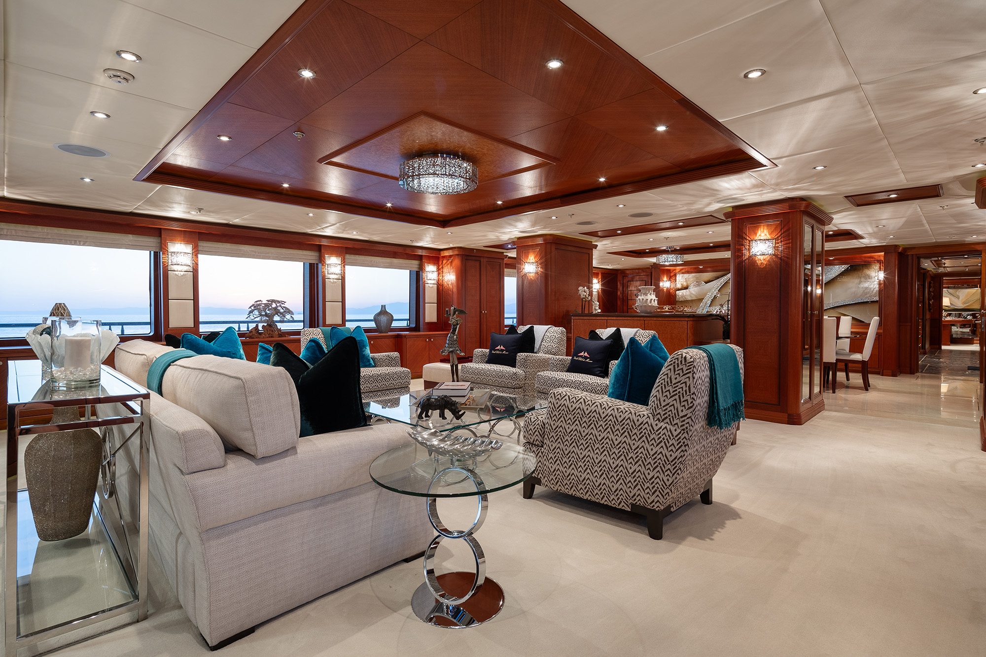 Skyfall Yacht for Sale (2)
